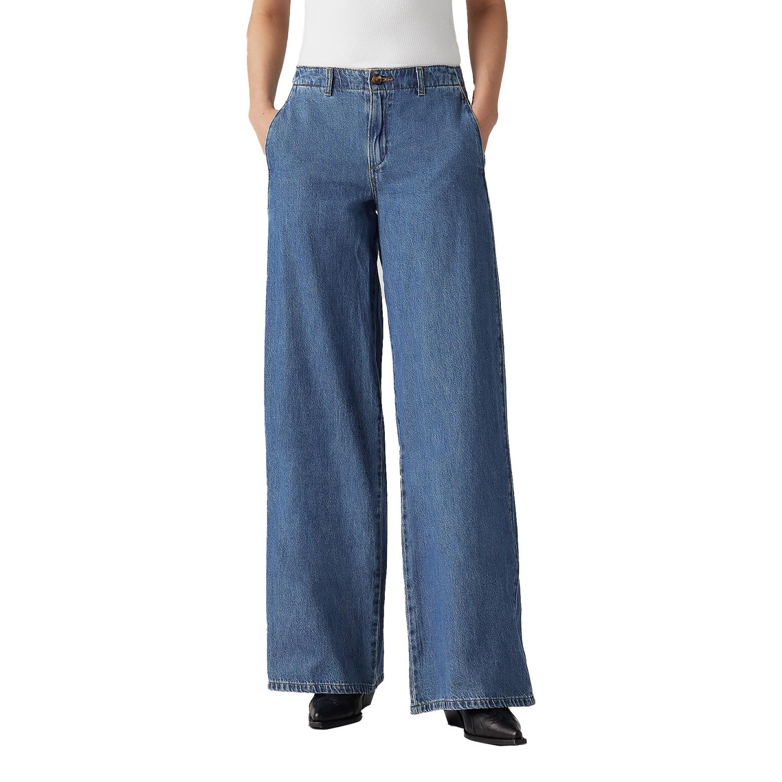 Levi's Baggy Chino Jeans